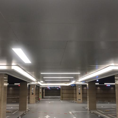鋁扣板吊頂樣圖-機(jī)房鋁扣板廠家?guī)D教你機(jī)房吊頂天花怎么選