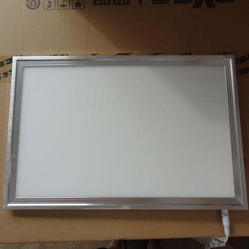 陽(yáng)臺(tái)嵌入集成吊頂-裝不裝陽(yáng)臺(tái)鋁扣板吊頂