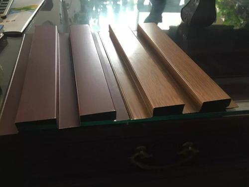 鋁扣板產(chǎn)品國家標(biāo)準(zhǔn)-鋁方通廠家產(chǎn)品耐火性和耐菌性出色