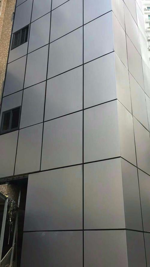濰坊鋁扣板批發(fā)-鋁扣板批發(fā)廠家教教大家怎么辨別滾涂和覆膜鋁扣板