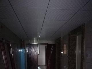 鋁扣板吊頂?shù)拿?詳細(xì)解答鋁扣板吊頂包工包料多少錢一平方